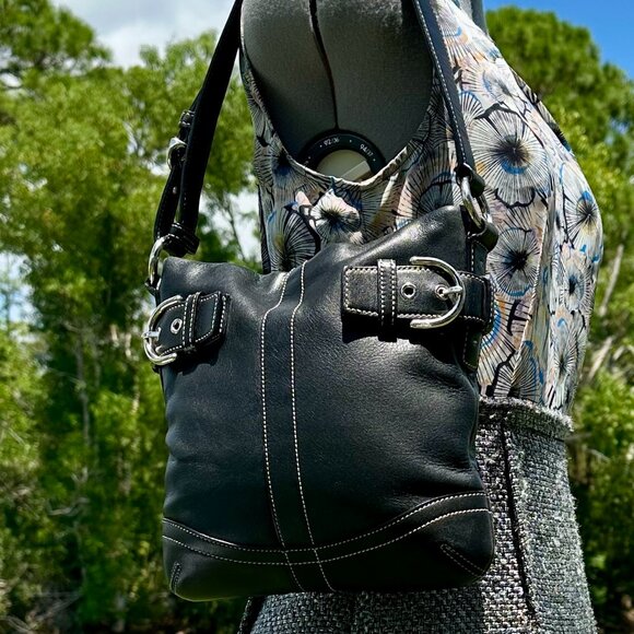 COACH Vintage Buckle Soft Duffle Leather Shoulder Bag Black Small Y2K 1453 - Picture 1 of 16